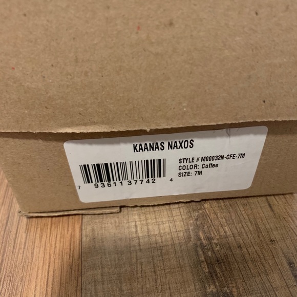 Shoes - Picture 2 of 2